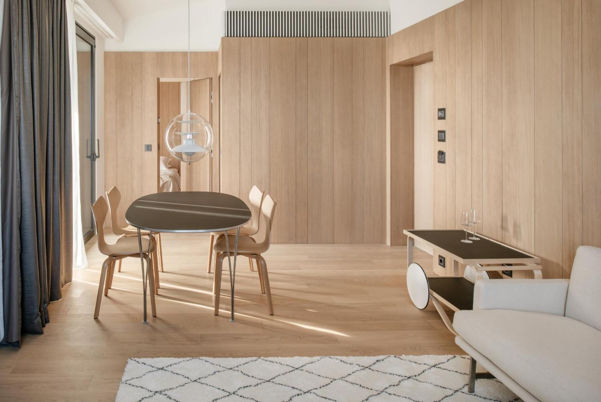 Penthouse Suite